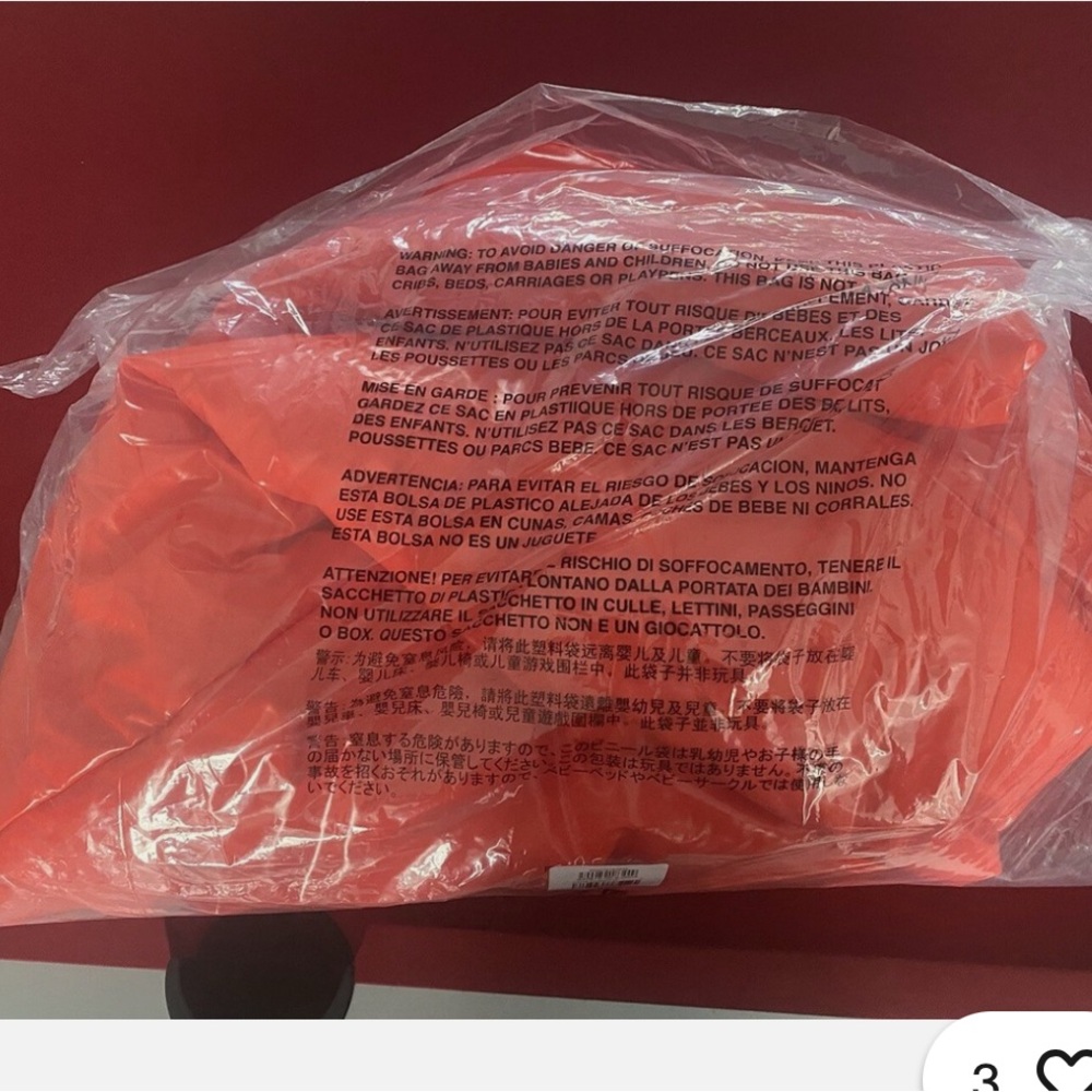 🔥 Yeezy x Gap Round Jacket Red Men’s Puffer Coat – Brand New • In Original Bag - Picture 4 of 4